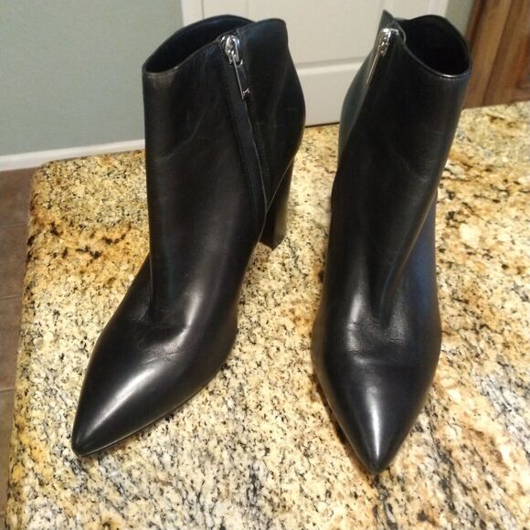 Marc Fisher LTD LUNNO Pointed Toe Block Heel Ankle Boot Size: 8M - Picture 2 of 14